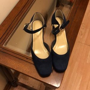 Women preowned Blue Suede Wedge Shoes Size 10.5